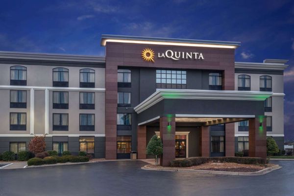 La Quinta Inns and Suites Clarksville